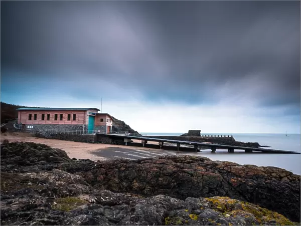Landscape shot of Porthdinllaen lifeboat station