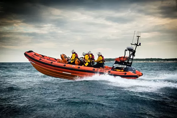 Mudeford Atlantic 85 inshore lifeboat Mudeford Servant B-806 during a casualty care training exercise