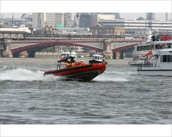 E-class lifeboat from Tower Lifeboat station on the Thames