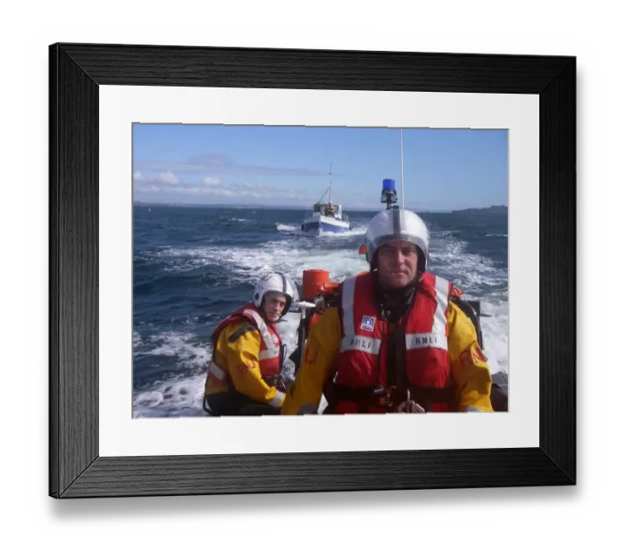 Framed Print : Kinghorn crew members during a tow service Framed Print : Kinghorn crew members during a tow service