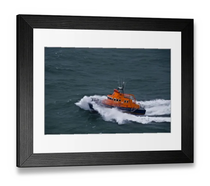 Framed Print : Kirkwall severn class lifeboat Margaret Foster 17-13. Lifeboat i Framed Print : Kirkwall severn class lifeboat Margaret Foster 17-13. Lifeboat i