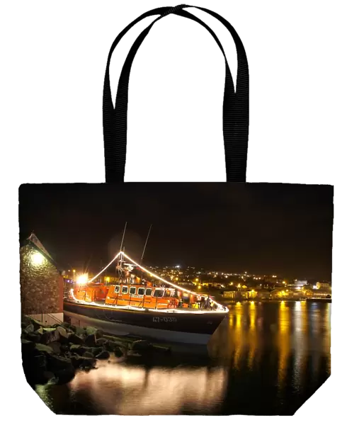 Wicklow Tyne class lifeboat ON 1153 Annie Blaker at night