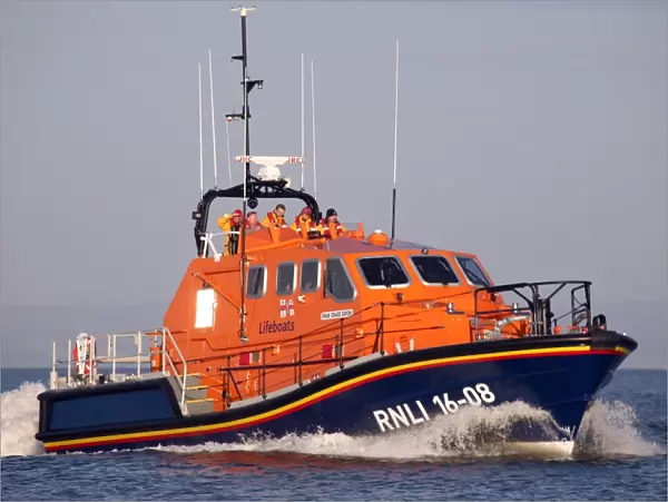 Barrow Tamar class lifeboat Grace Dixon 16-08 moving from left t