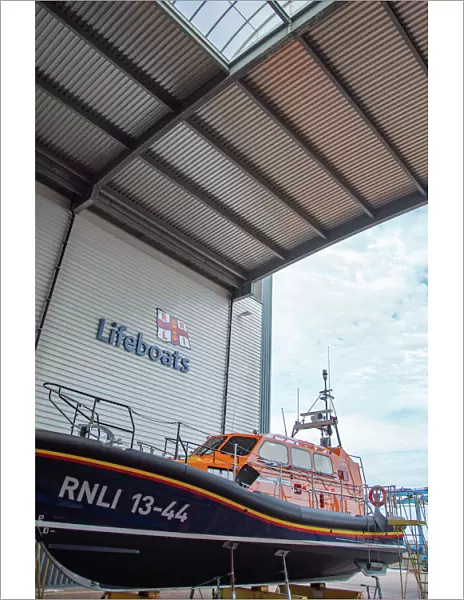 Legacy Lifeboat. Great Yarmouth and Gorleston Shannon 13-44