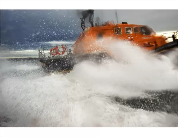 Appledore Tamar class lifeboat Mollie Hunt in rough seas