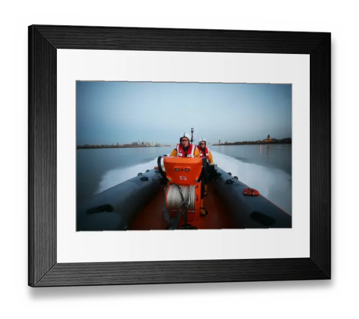 Framed Print : New Brighton Atlantic 75 Rock Light B-721 Artistic shot of ILB skimming up river towards camera Framed Print : New Brighton Atlantic 75 Rock Light B-721 Artistic shot of ILB skimming up river towards camera