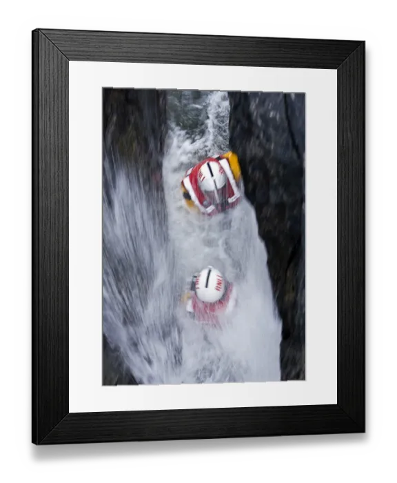 Framed Print : Porthcawl crew volunteers training Framed Print : Porthcawl crew volunteers training