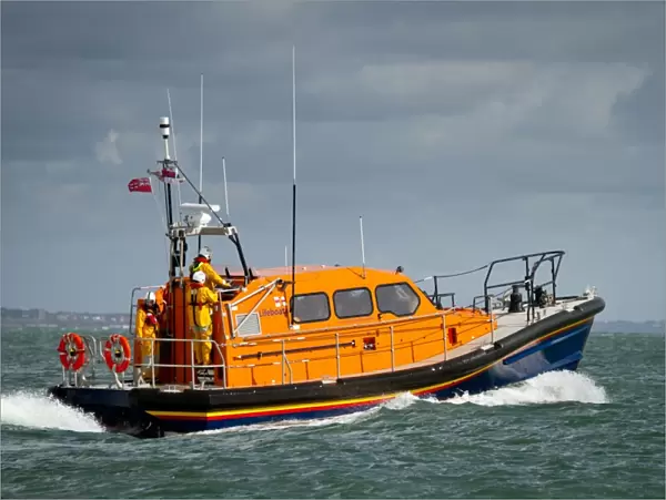 Prototype FCB2 Shannon class lifeboat in Poole Bay during the Shannon media day facility