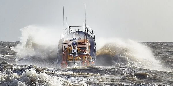 Aldeburgh Mersey class lifeboat ON 1193 Freddie Cooper 12-34 launching into NE gale 8. rough sea spray large waves