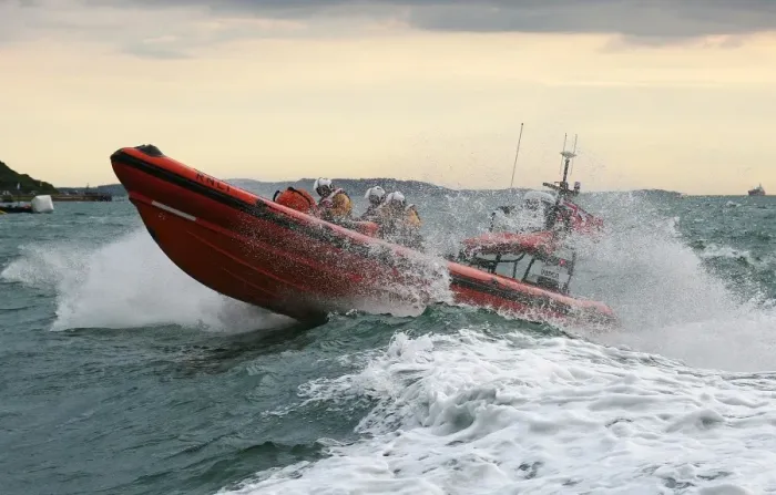Framed Print : Cowes Atlantic 85 inshore lifeboat Tabbycat B-810 at sea Framed Print : Cowes Atlantic 85 inshore lifeboat Tabbycat B-810 at sea