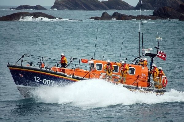 Ilfracombe Mersey class lifeboat Spirit of Derbyshire 12-007 during a demonstration at Ilfracombe Rescue Day