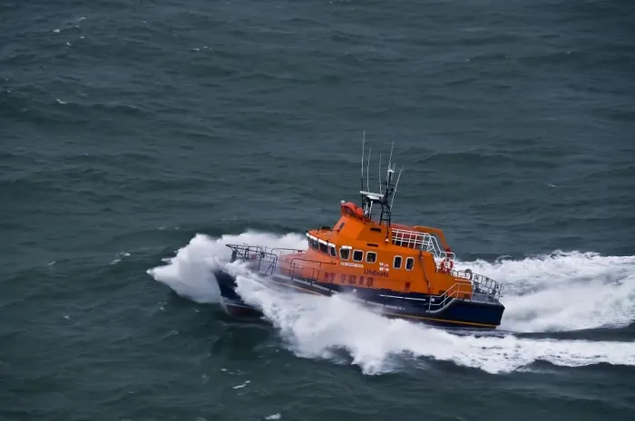 Framed Print : Kirkwall severn class lifeboat Margaret Foster 17-13. Lifeboat i Framed Print : Kirkwall severn class lifeboat Margaret Foster 17-13. Lifeboat i