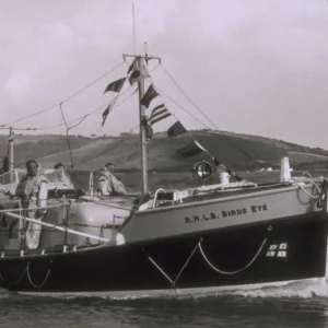 New Quay lifeboat Oakley class 37-25 ON 996 Birds Eye travelli