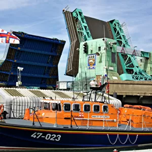 Poole Tyne City of Sheffield class lifeboat in front of Poole li