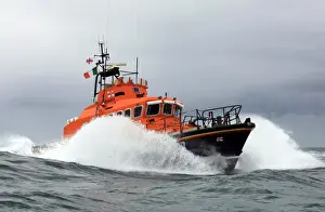 Courtmacsherry Harbour trent class lifeboat Frederick Storey Cockburn 14-07. Lifeboat moving from left to right, lots of white spray