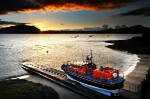 Porthdinllaen Tyne class lifeboat Hetty Rampton at sunset