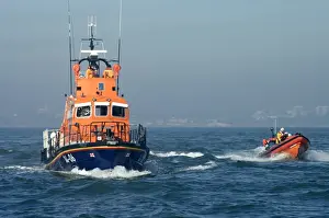 Inshore Lifeboat Prints: Trent class lifeboat Windsor Runner (Civil Service No 42)