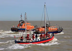 Walton and Frinton Tamar class lifeboat Irene Muriel Rees 16-19 arriving on station. Pictured with Tyne class lifeboat Kenneth Thelwell II 47-036